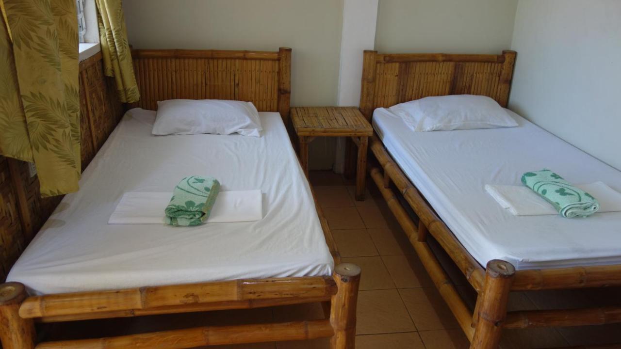 The Shark'S Tail Dive Center Hotel Daanbantayan Ngoại thất bức ảnh