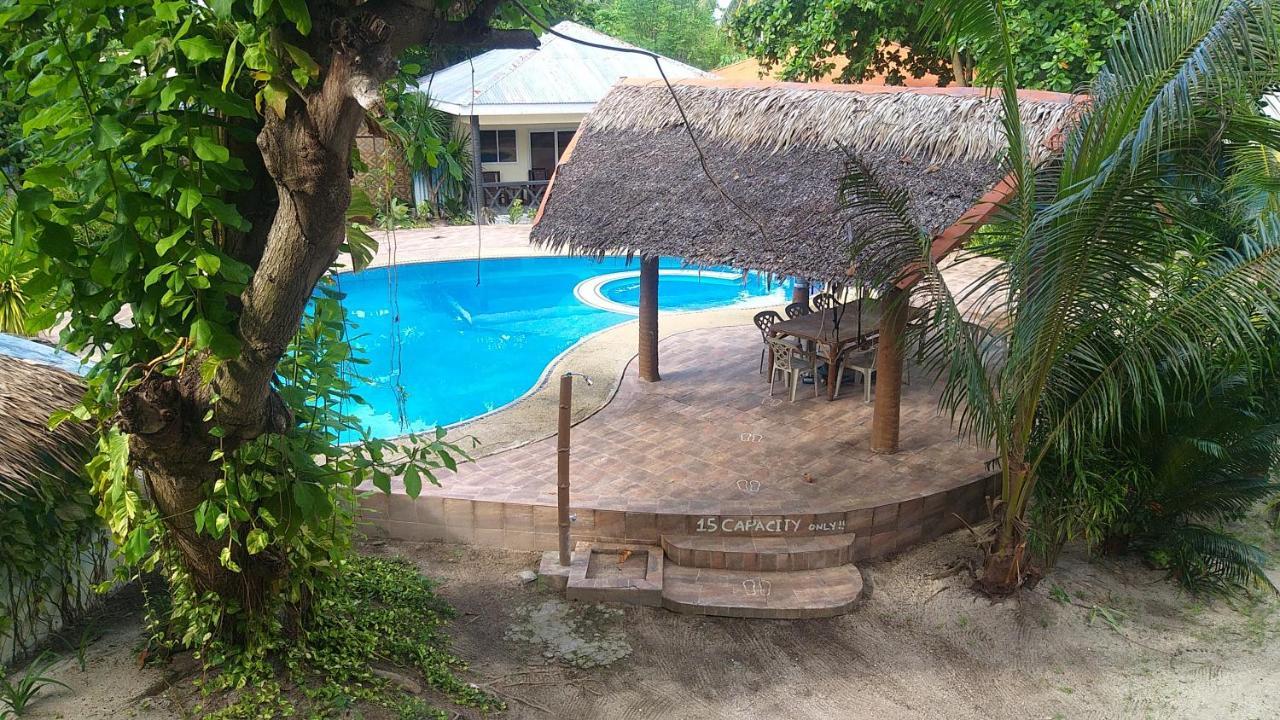 The Shark'S Tail Dive Center Hotel Daanbantayan Ngoại thất bức ảnh