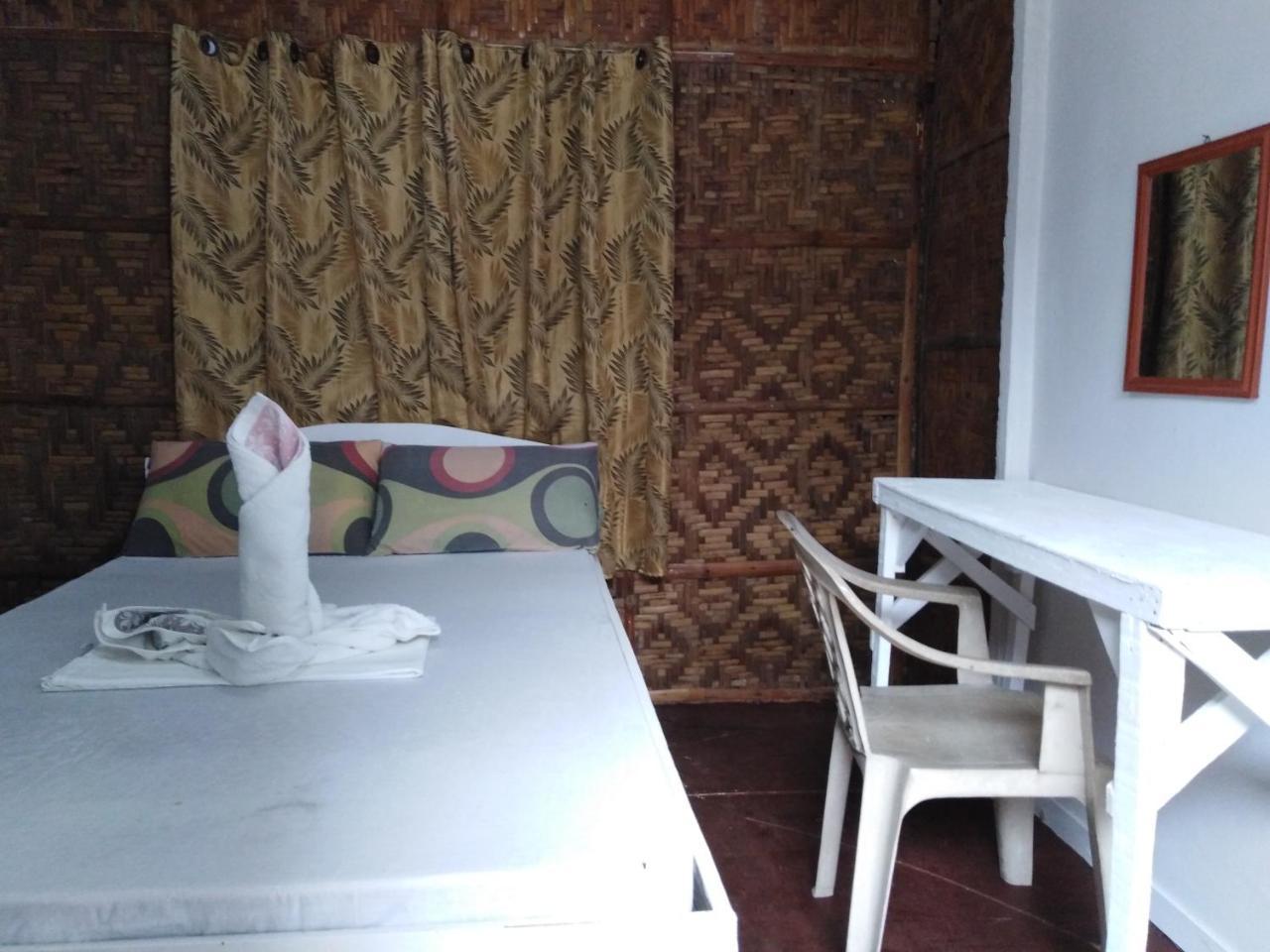 The Shark'S Tail Dive Center Hotel Daanbantayan Ngoại thất bức ảnh